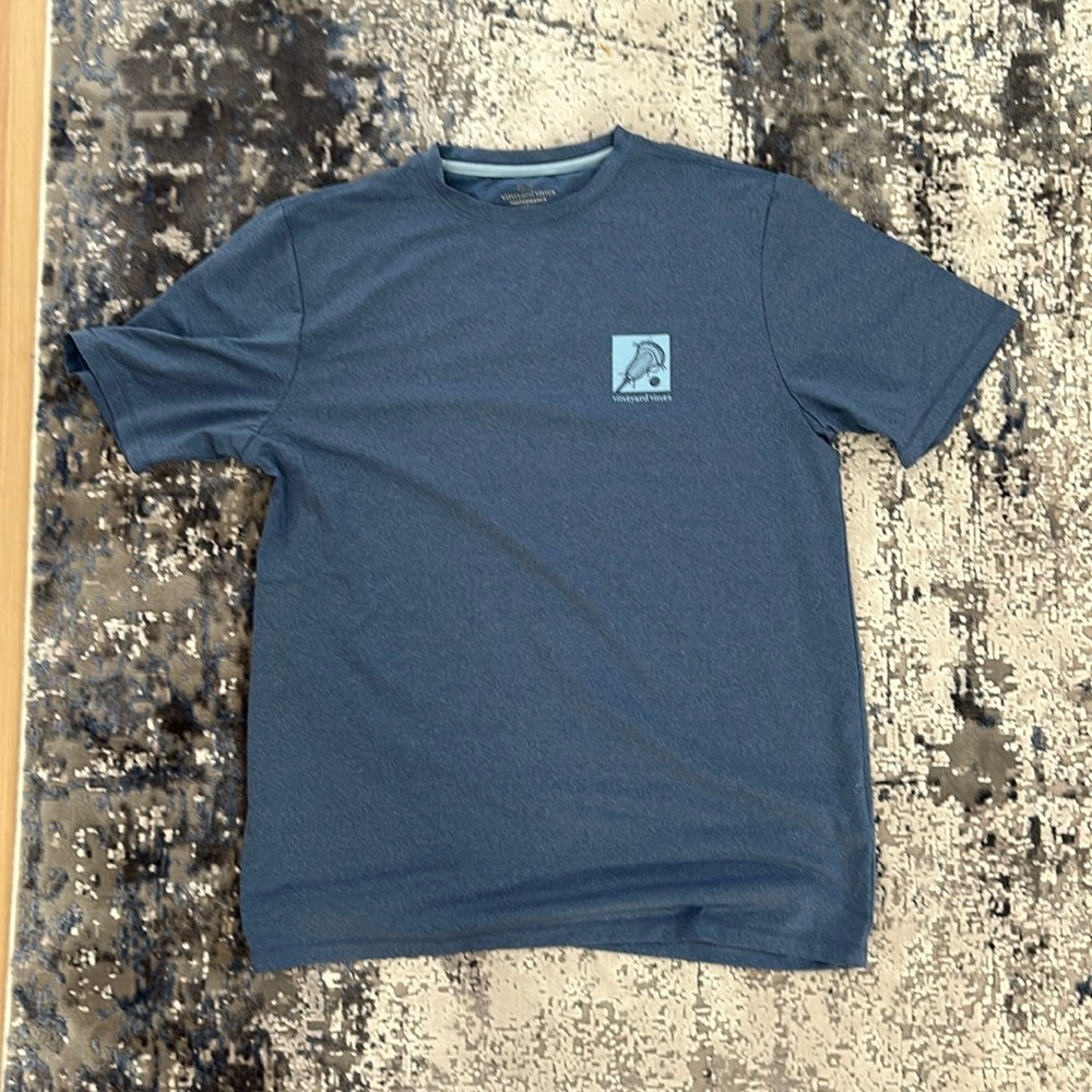 2 xl vineyard vines shirts like new